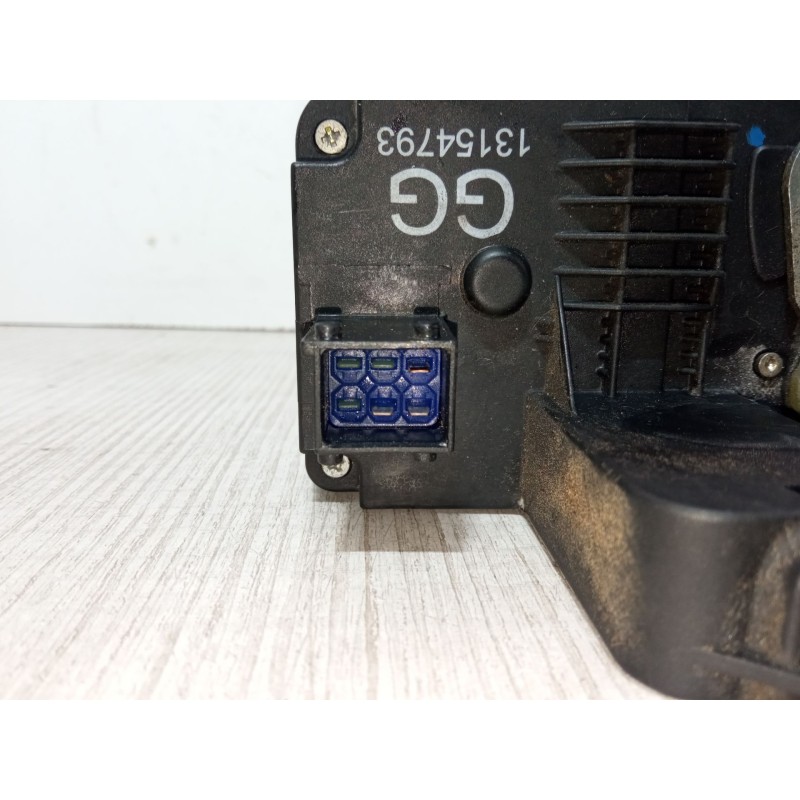Recambio de cerradura puerta trasera izquierda para opel meriva a monospace (x03) 1.6 (e75) referencia OEM IAM GG13154793  