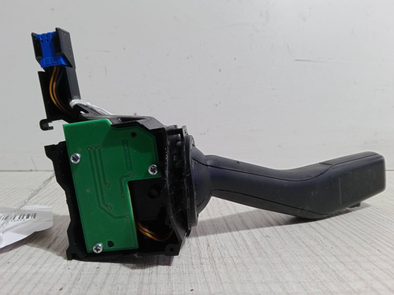 Recambio de mando limpiaparabrisas para volkswagen golf v (1k1) 1.6 referencia OEM IAM 1K0953519  