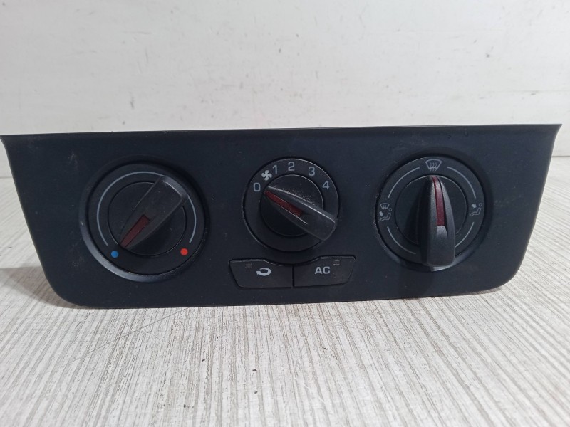 Recambio de mando calefaccion / a/a para seat ibiza iv (6j5, 6p1) 1.4 tdi referencia OEM IAM   