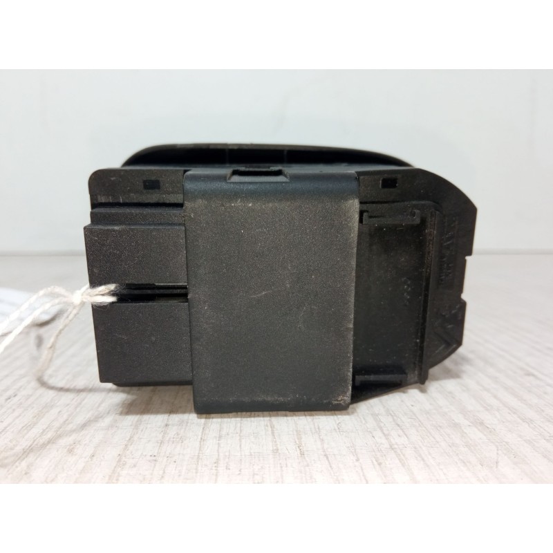 Recambio de mando elevalunas delantero izquierdo para peugeot 306 hatchback (7a, 7c, n3, n5) 1.6 referencia OEM IAM   