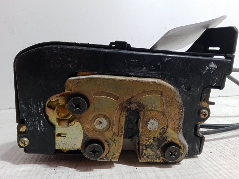 Recambio de cerradura puerta delantera izquierda para mazda 2 (dy) 1.4 cd referencia OEM IAM DD1059F  