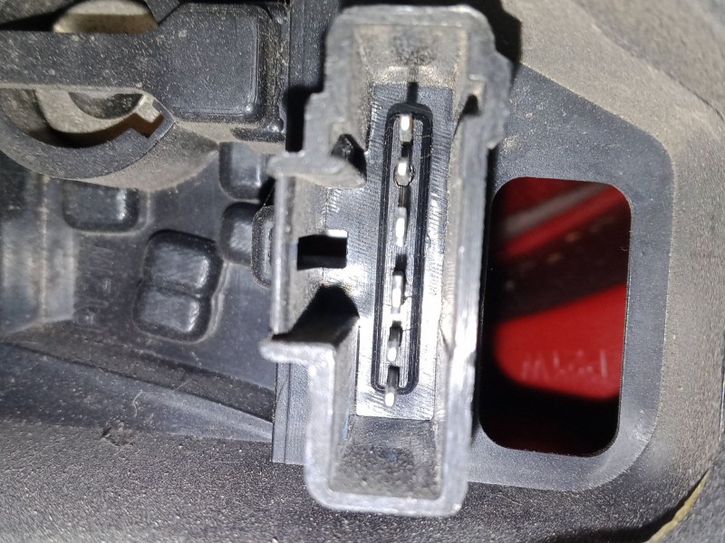 Recambio de piloto trasero izquierdo para peugeot 207/207+ (wa_, wc_) 1.6 hdi referencia OEM IAM   