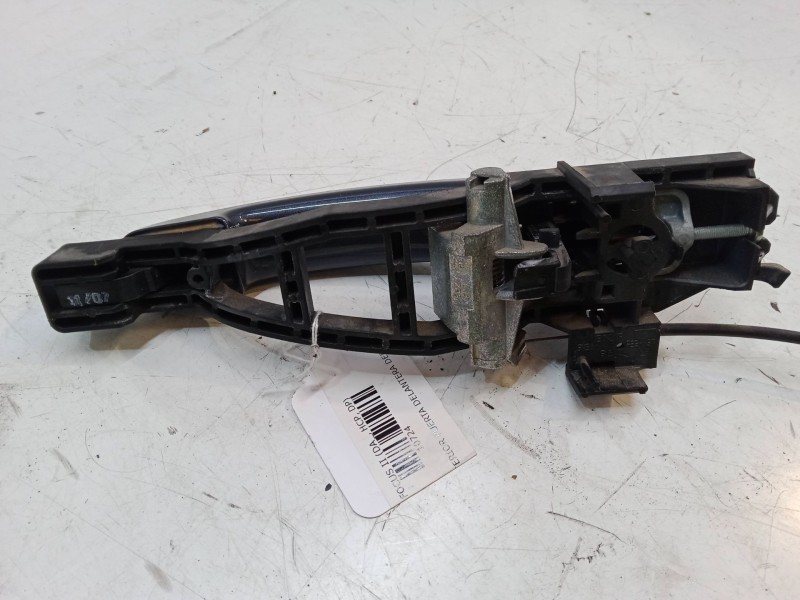 Recambio de maneta exterior puerta delantera derecha para ford focus ii (da_, hcp, dp) 2.0 tdci referencia OEM IAM    Recambio de maneta exterior puerta delantera derecha para ford focus ii (da_, hcp, dp) 2.0 tdci referencia OEM IAM
