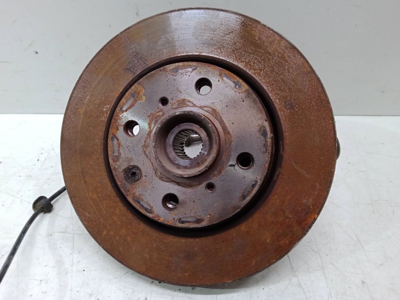 Recambio de mangueta delantera derecha para toyota aygo (_b1_) 1.0 (kgb10_) referencia OEM IAM   