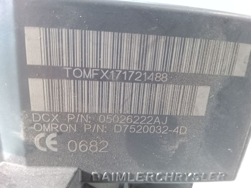 Recambio de clausor para jeep compass (mk49) 2.0 crd 4x4 referencia OEM IAM 05026222AJ  D75200324D Recambio de clausor para jeep compass (mk49) 2.0 crd 4x4 referencia OEM IAM 05026222AJ  D75200324D