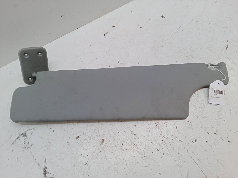 Recambio de parasol derecho para renault master ii furgoneta (fd) 2.5 dci 120 referencia OEM IAM   