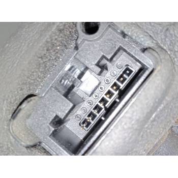 CERRADURA PUERTA DELANTERA DERECHA 