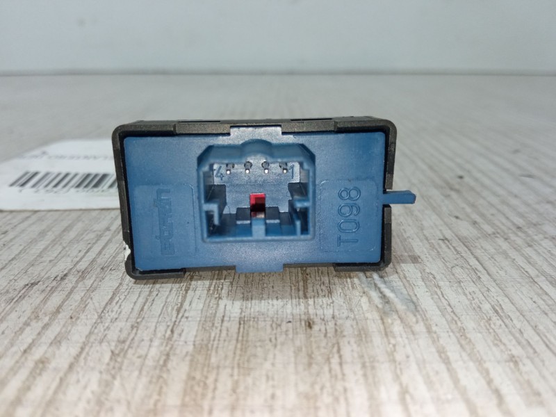 Recambio de mando elevalunas delantero derecho para fiat doblo cargo (263_) 1.3 d multijet referencia OEM IAM   