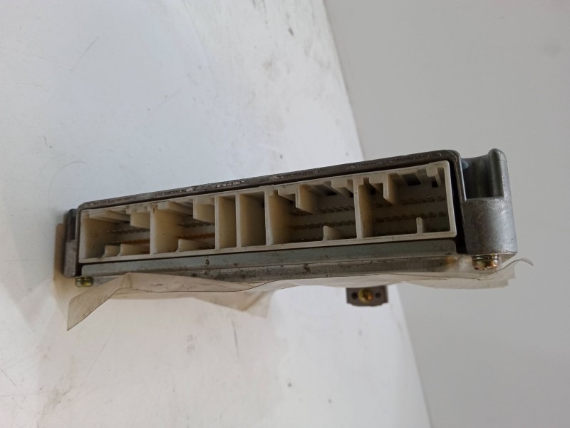 Recambio de centralita motor uce para toyota corolla verso (_e12_) 1.8 vvt-i (zze122_) referencia OEM IAM 8966113080  175200-812