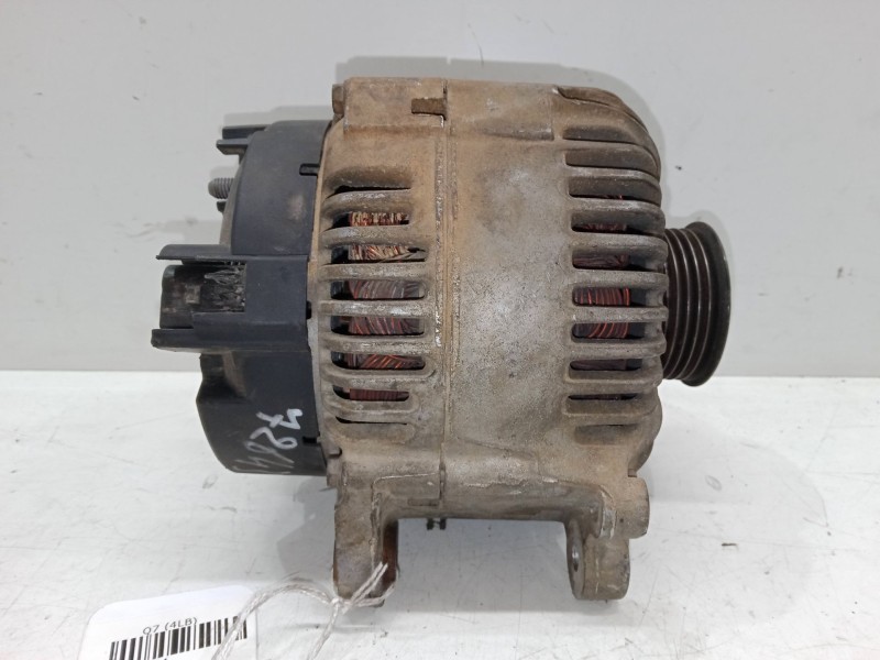 Recambio de alternador para audi q7 (4lb) 3.0 tdi quattro referencia OEM IAM 059903015R 2542784D TG17C020