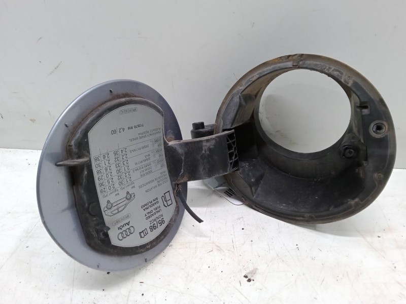 Recambio de tapa exterior combustible para audi a3 sportback (8pa) 1.6 fsi referencia OEM IAM   