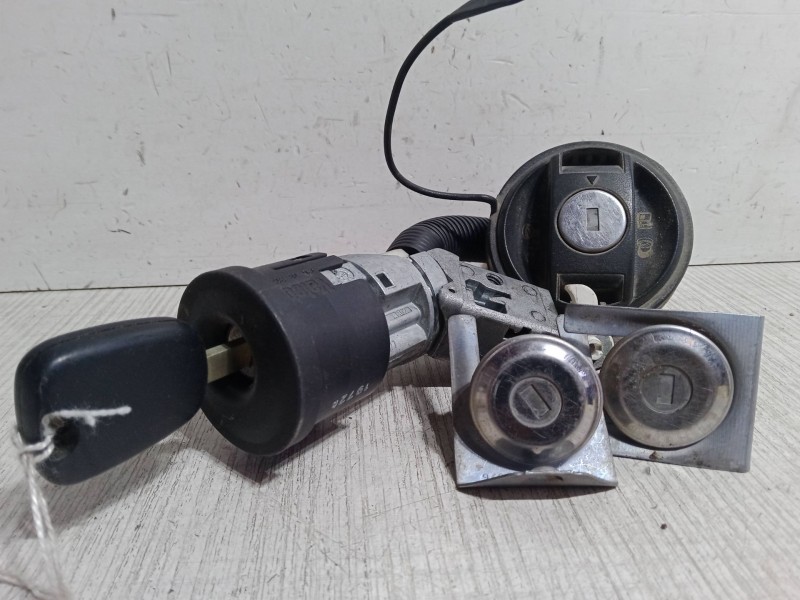 Recambio de kit bombines para toyota aygo (_b1_) 1.0 (kgb10_) referencia OEM IAM   