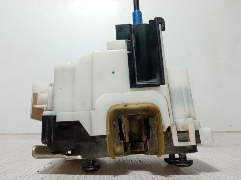 Recambio de cerradura puerta delantera derecha para fiat doblo cargo (263_) 1.3 d multijet referencia OEM IAM X15E16-6RCLSD  