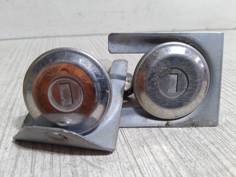 Recambio de kit bombines para toyota aygo (_b1_) 1.0 (kgb10_) referencia OEM IAM   