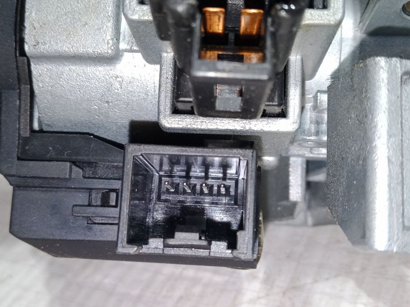 Recambio de clausor para mazda 2 (dy) 1.4 cd referencia OEM IAM   