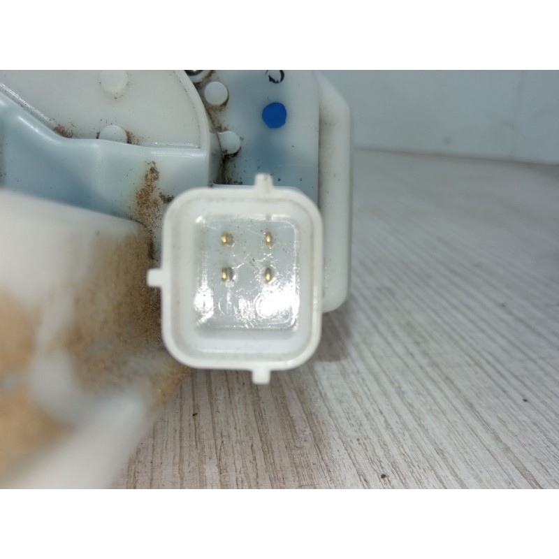 Recambio de cerradura puerta delantera derecha para fiat doblo cargo (263_) 1.3 d multijet referencia OEM IAM X15E16-6RCLSD  