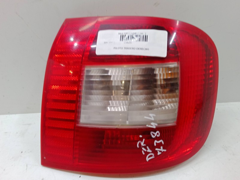 Recambio de piloto trasero derecho para fiat multipla van (186_) 1.9 jtd referencia OEM IAM   