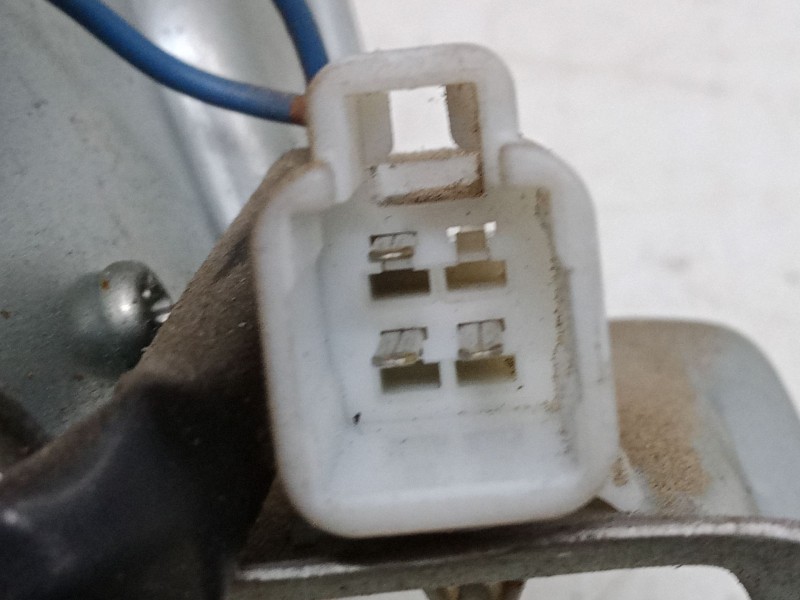 Recambio de motor limpia trasero para mazda 2 (dy) 1.4 cd referencia OEM IAM   