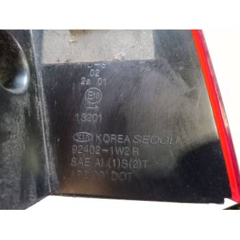 PILOTO TRASERO DERECHO 924021W2R 