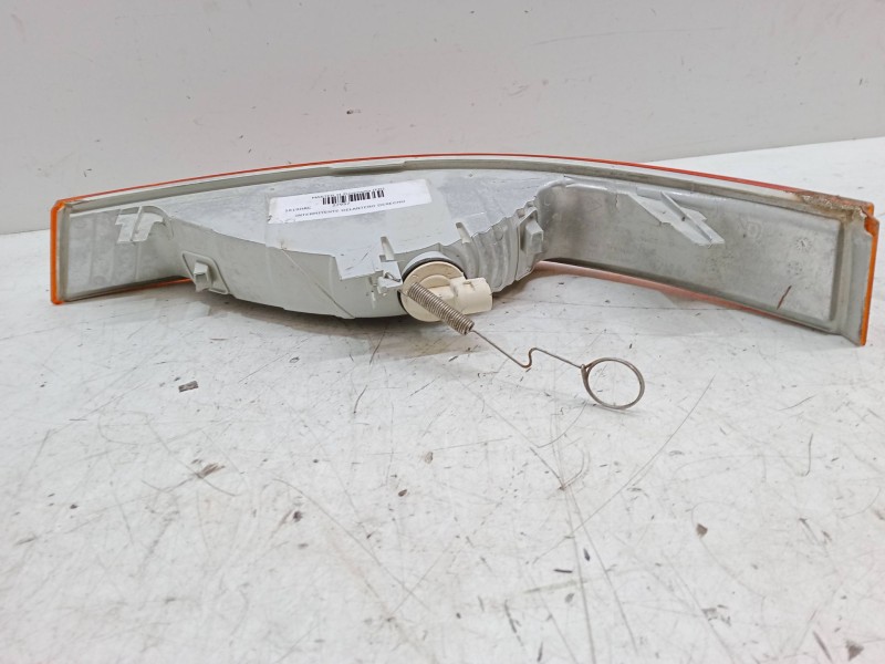 Recambio de intermitente delantero derecho para renault master ii furgoneta (fd) 2.5 dci 120 referencia OEM IAM   