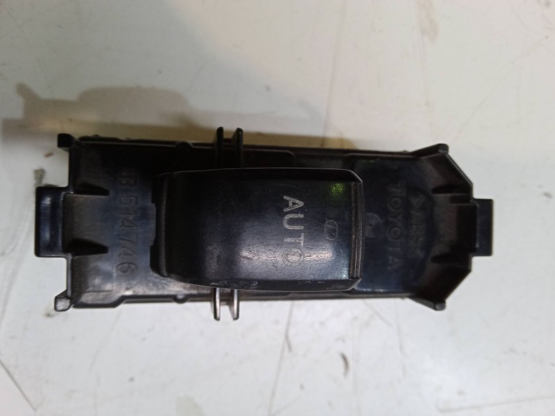 Recambio de mando elevalunas delantero derecho para toyota corolla verso (_e12_) 1.8 vvt-i (zze122_) referencia OEM IAM   