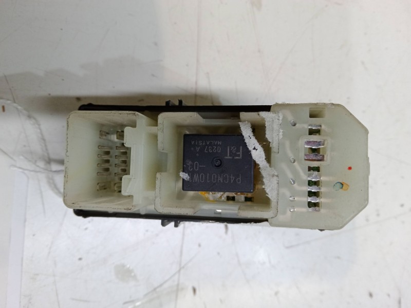 Recambio de mando elevalunas delantero derecho para toyota corolla verso (_e12_) 1.8 vvt-i (zze122_) referencia OEM IAM   