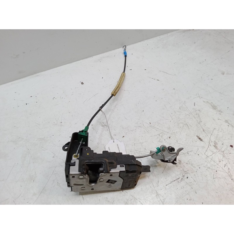 Recambio de cerradura puerta delantera derecha para opel zafira b furgoneta/monovolumen (a05) 1.9 cdti van (m75) referencia OEM 