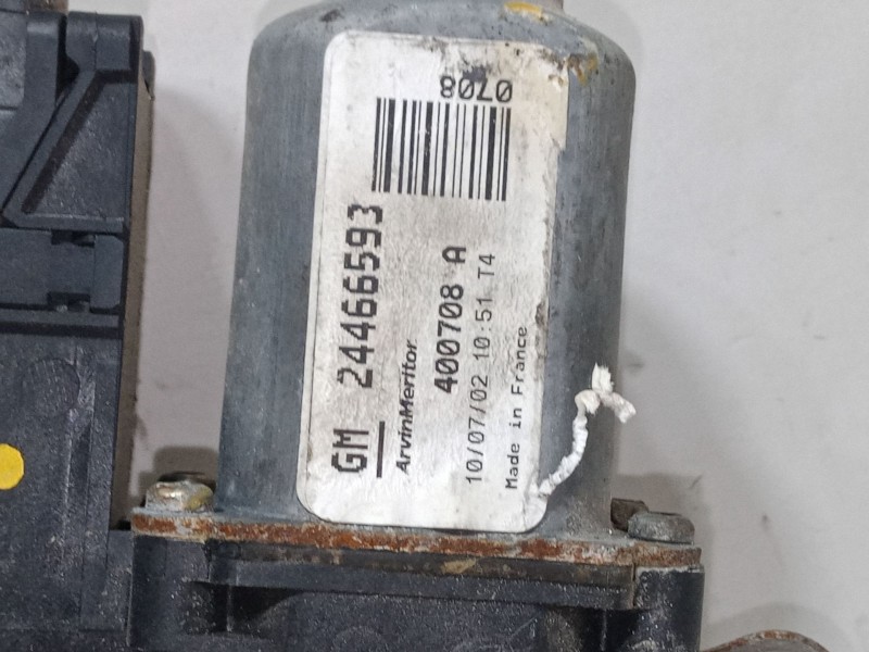 Recambio de elevalunas electrico delantero izquierdo para opel corsa c (x01) 1.7 dti (f08, f68) referencia OEM IAM 24466593  