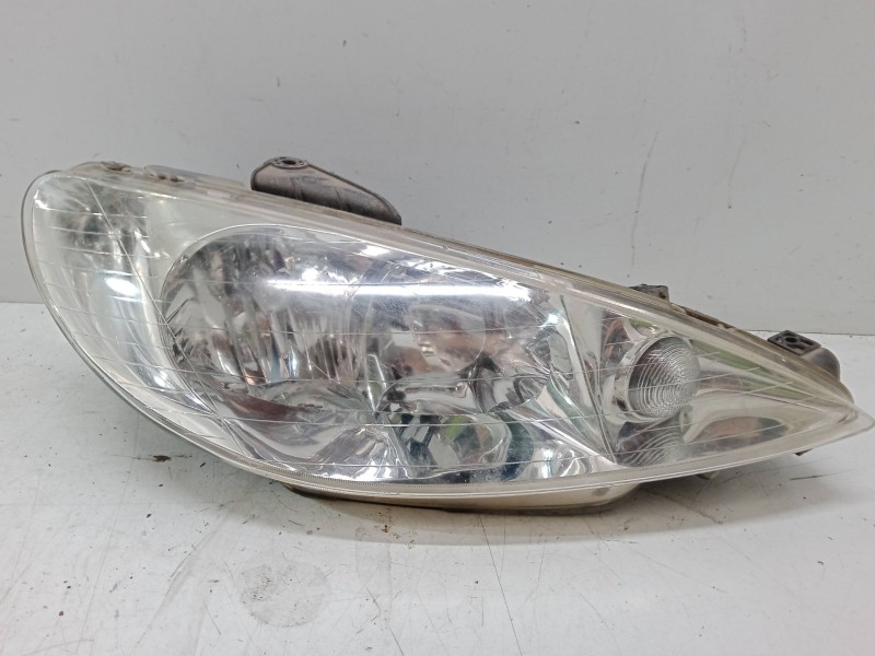 Recambio de faro derecho para peugeot 206 sw (2e/k) 1.4 referencia OEM IAM   