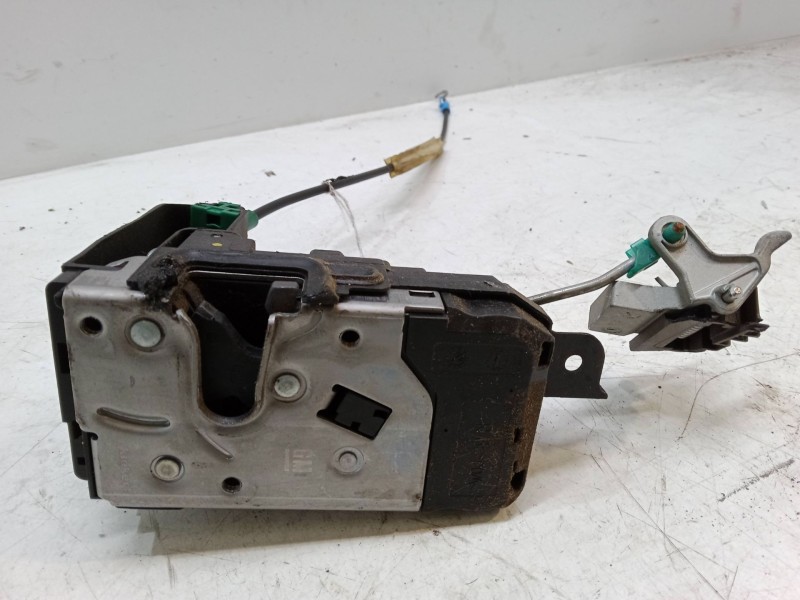 Recambio de cerradura puerta delantera derecha para opel zafira b furgoneta/monovolumen (a05) 1.9 cdti van (m75) referencia OEM 