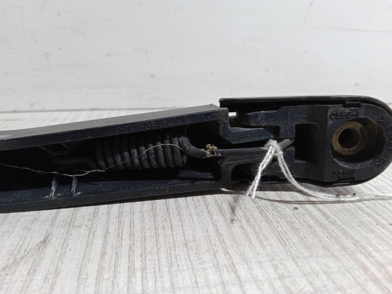 Recambio de brazo limpia trasero para mazda 2 (dy) 1.4 cd referencia OEM IAM   