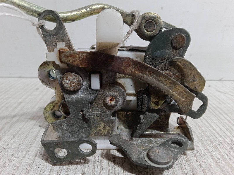 Recambio de cerradura puerta delantera derecha para hyundai atos (mx) 1.0 i referencia OEM IAM   