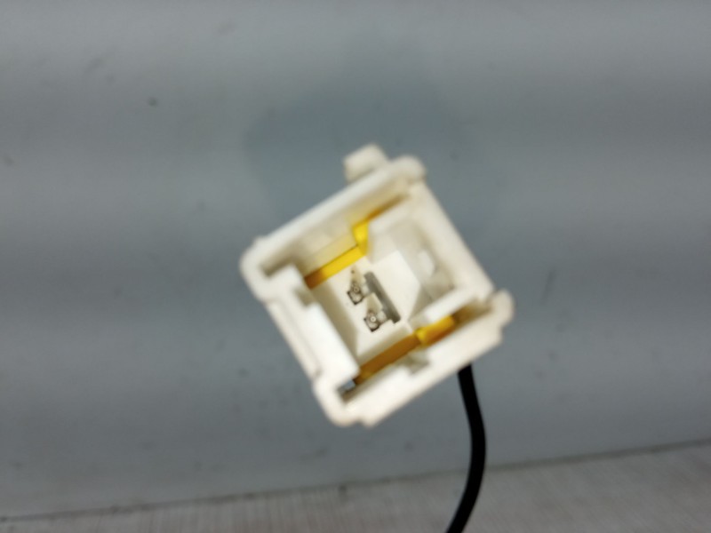 Recambio de anclaje cinturon delantero derecho para peugeot 307 cc (3b) 1.6 16v referencia OEM IAM   