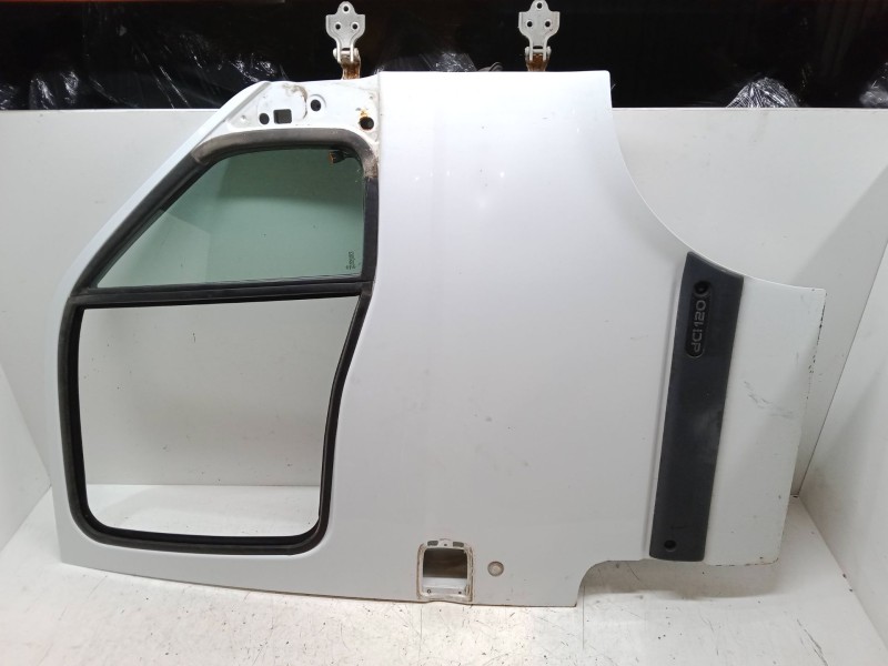 Recambio de puerta delantera derecha para renault master ii furgoneta (fd) 2.5 dci 120 referencia OEM IAM   
