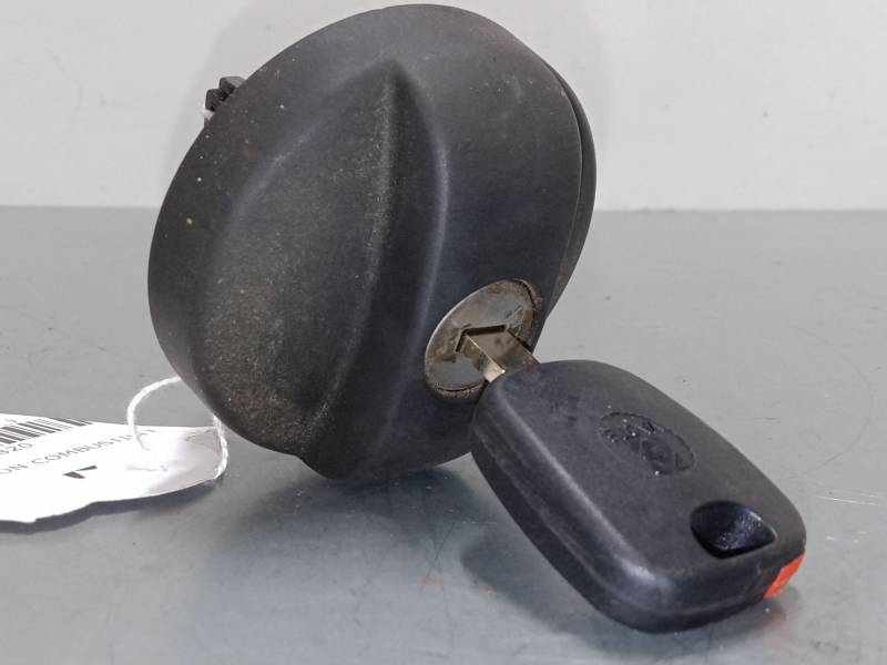 TAPON COMBUSTIBLE 