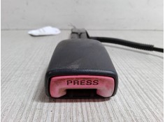 Recambio de anclaje cinturon delantero izquierdo para toyota aygo (_b1_) 1.0 (kgb10_) referencia OEM IAM    2