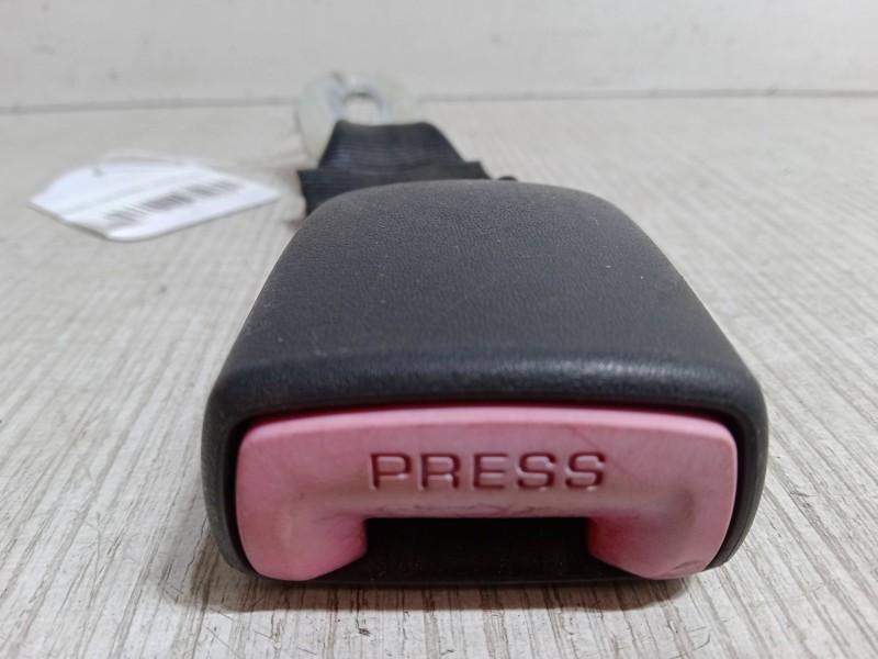 Recambio de anclaje cinturon trasero derecho para toyota aygo (_b1_) 1.0 (kgb10_) referencia OEM IAM   