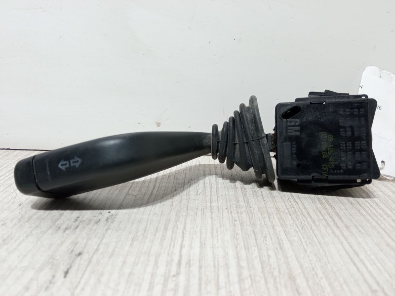 Recambio de mando de intermitencia para opel corsa c (x01) 1.2 twinport (f08, f68) referencia OEM IAM 09185413  