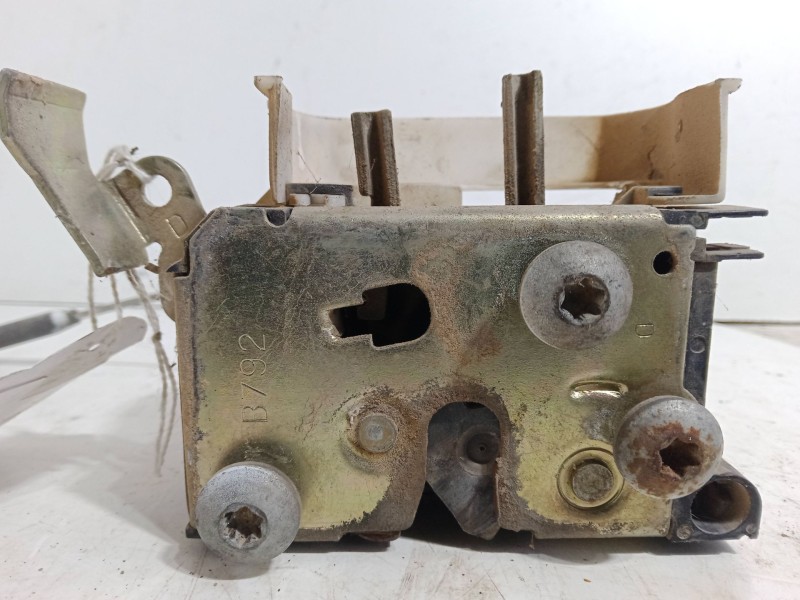 Recambio de cerradura puerta delantera derecha para fiat punto (176_) 1.7 d referencia OEM IAM   