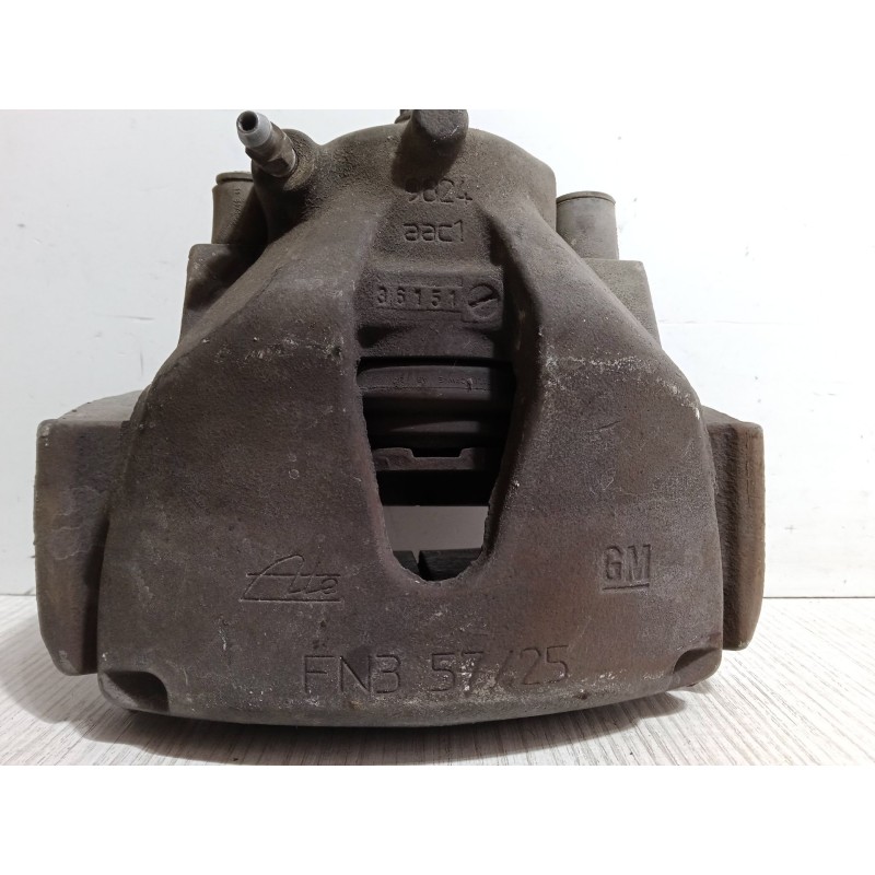 Recambio de pinza freno delantera derecha para opel zafira b furgoneta/monovolumen (a05) 1.9 cdti van (m75) referencia OEM IAM  