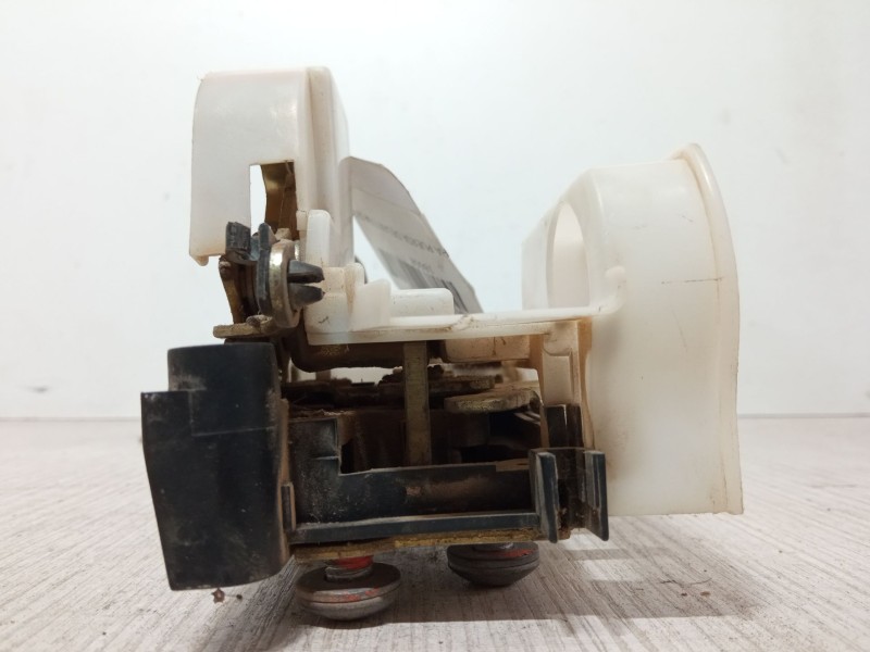 Recambio de cerradura puerta delantera izquierda para fiat punto (176_) 1.7 d referencia OEM IAM   