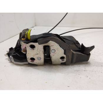 CERRADURA PUERTA DELANTERA IZQUIERDA 