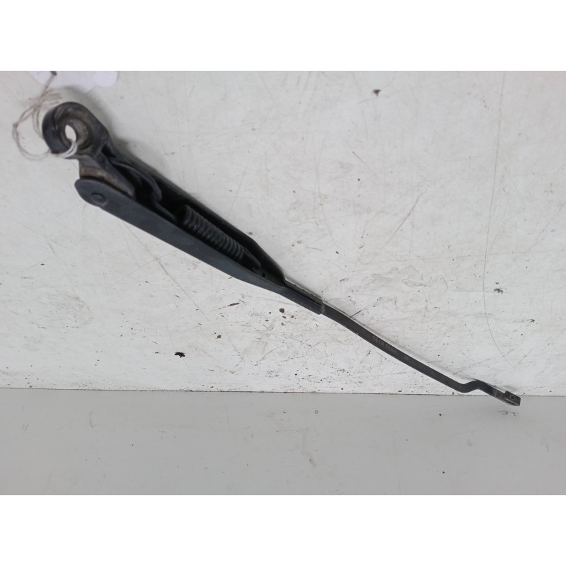 Recambio de brazo limpia delantero derecho para opel corsa c (x01) 1.2 twinport (f08, f68) referencia OEM IAM   