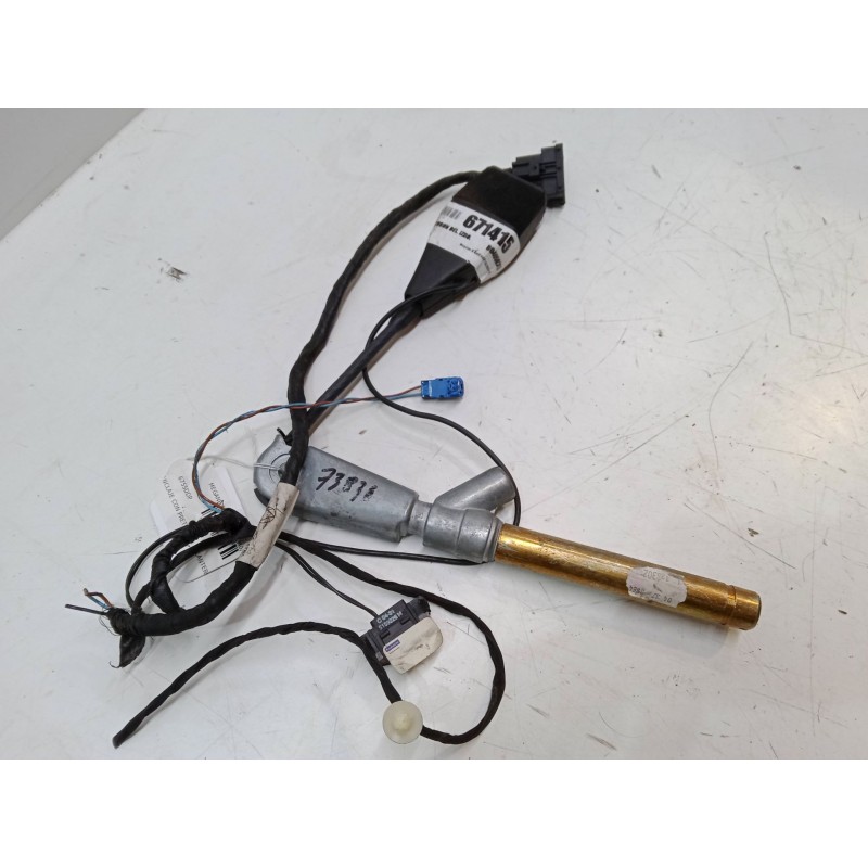 Recambio de anclaje con pretensor delantero izquierdo para renault megane ii (bm0/1_, cm0/1_) 1.5 dci (bm0f, bm0t, bm2b, cm0f, c