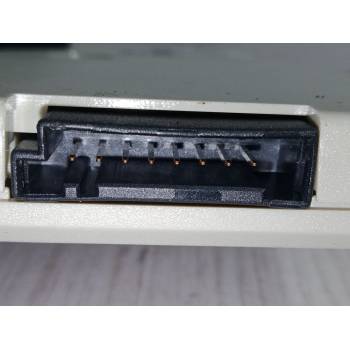 AMPLIFICADOR ANTENA 6903458-03 