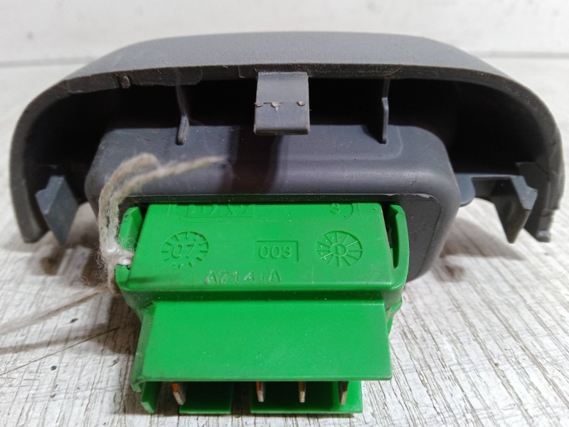 Recambio de mando elevalunas delantero izquierdo para toyota aygo (_b1_) 1.0 (kgb10_) referencia OEM IAM   