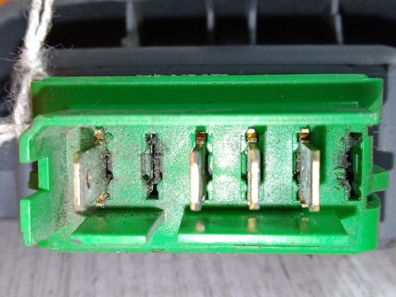 Recambio de mando elevalunas delantero izquierdo para toyota aygo (_b1_) 1.0 (kgb10_) referencia OEM IAM   