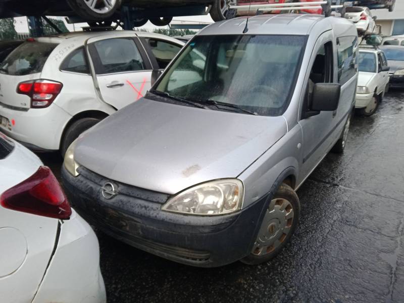 OPEL COMBO TOUR