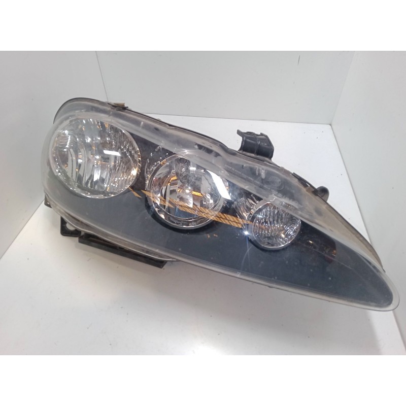 Recambio de faro derecho para alfa romeo 147 (937_) 1.6 16v t.spark eco (937.axa1a, 937.bxa1a) referencia OEM IAM   