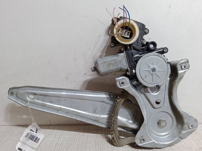Recambio de elevalunas electrico trasero derecho para toyota verso (_r2_) 2.0 d-4d (aur20_) referencia OEM IAM 698300F040  